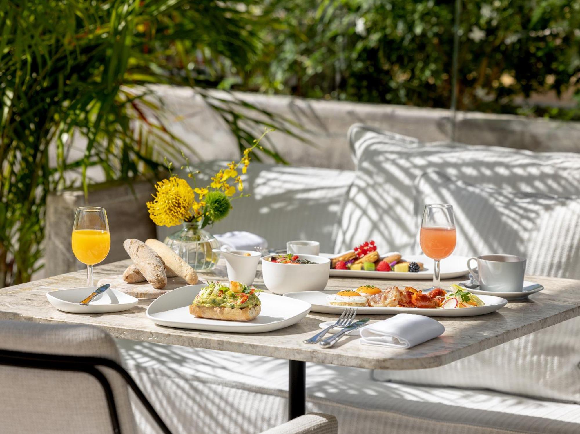 The Dolli At Acropolis, A Hotel To Live أثينا المظهر الخارجي الصورة